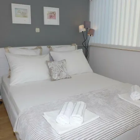 Lux Katija Apartment *